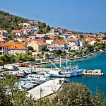 In With Sea View, Balcony, Air Conditioning, Wi-fi Apartament Kali