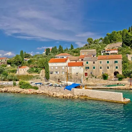 Apartman In With Sea View, Balcony, Air Conditioning, Wi-fi