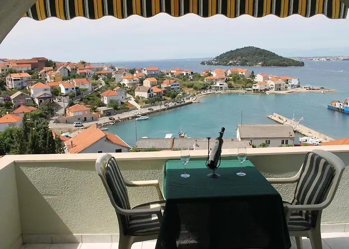 In With Sea View, Balcony, Air Conditioning, Wi-fi Lejlighed *