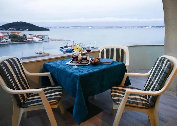 Apartamento In With Sea View, Balcony, Air Conditioning, Wi-fi *