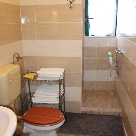In With Sea View, Balcony, Air Conditioning, Wi-fi * Kali