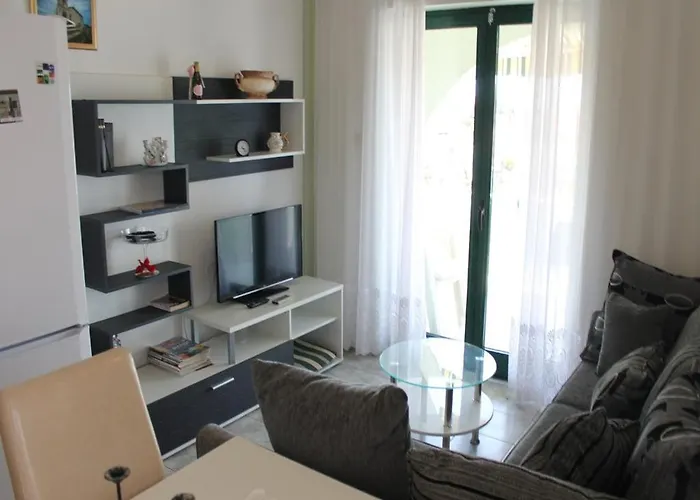 아파트 In With Sea View, Balcony, Air Conditioning, Wi-fi 칼리